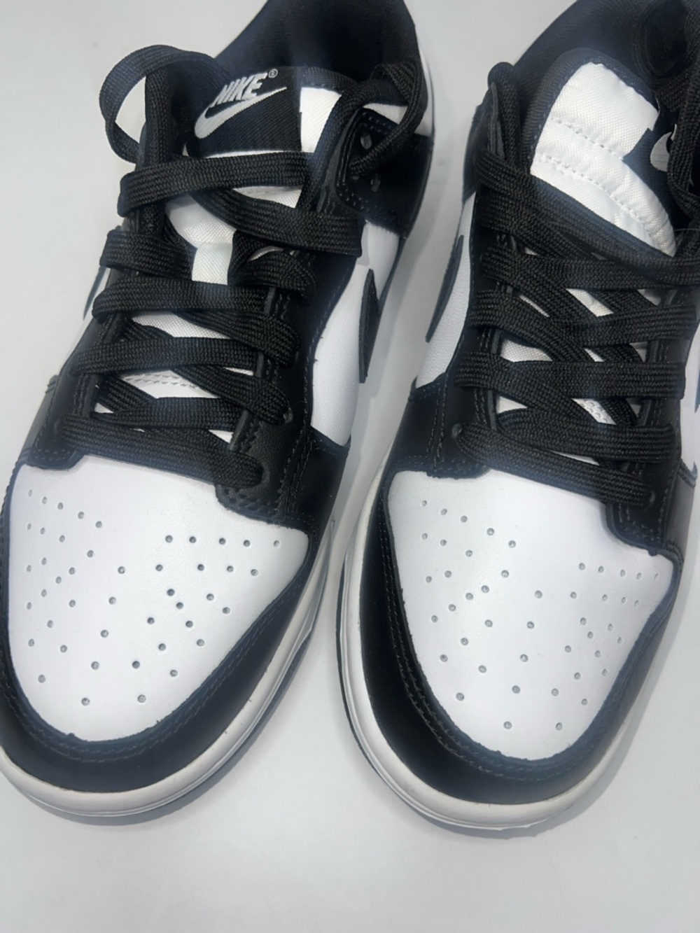 Men's Nike Dunk Low Pandas Sneakers size 6 - Picture 8 of 9